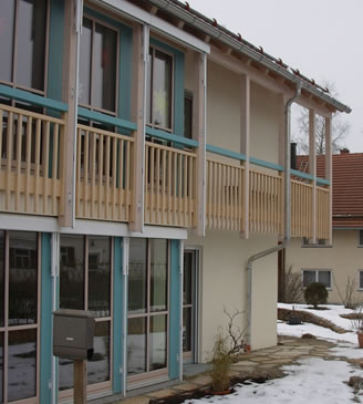 Einfamilienhaus mit Büro in Farchach Seitenansicht